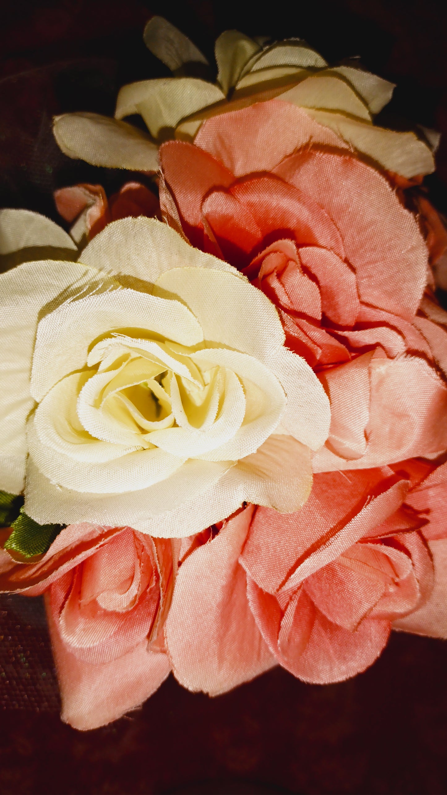 Small Flower Girl Bridesmaid Flower Arrangement with Satin Hand-Grip